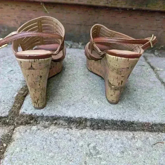 Franco sarto tan woven 4" wedge heels size 6.5 - Picture 2 of 5